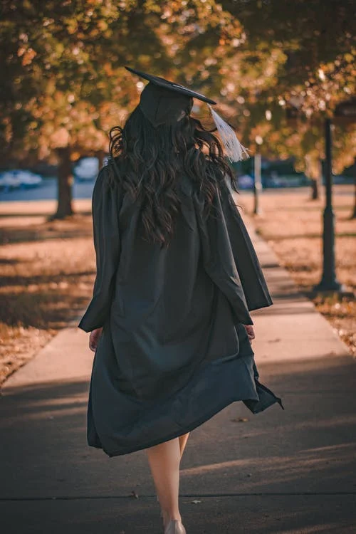  Walking Away Graduation Photoshoot Idea